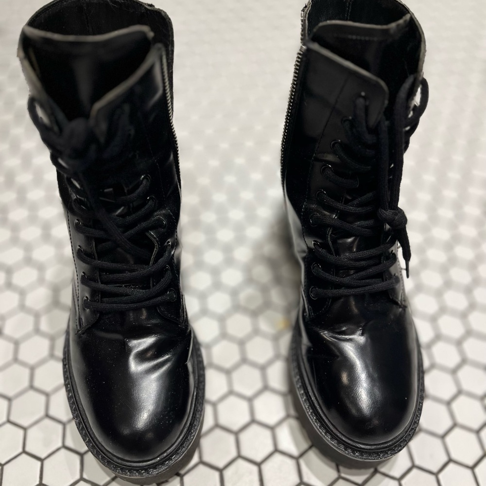 H&M chunky leather boots